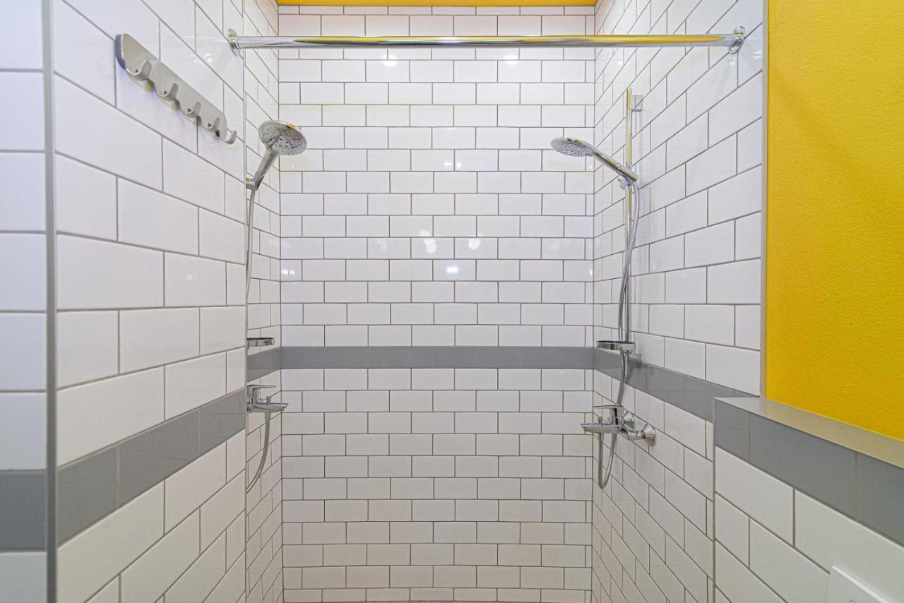 Modern Vilnius Old Town Apartment With Free Parking Esterno foto